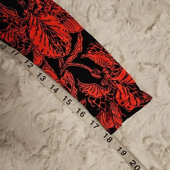 Tahari red black floral print mock turtleneck long sleeve top SP classic cozy - Picture 6 of 7